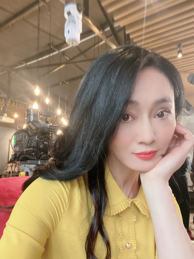 Gương mặt xinh đẹp, đằm thắm của 