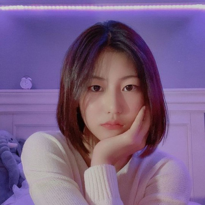 Ji Ah ở tuổi 14 đã là 1 thiếu nữ vô cùng xinh đẹp