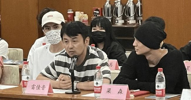 Hình ảnh các nghệ sĩ trong lớp học bồi dưỡng