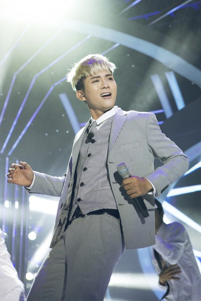 Vừa bước chân vào showbiz Hoài Lâm đã chạm tới vạch đích