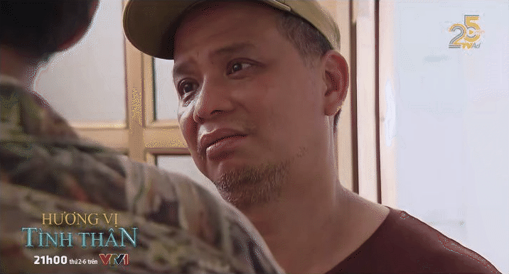 Nhưng đã có kẻ lạ mặt nghe được toàn bộ cuộc nói chuyện