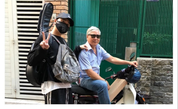 Anh không quên nói lời yêu thương và lo lắng cho bố, tiết lộ dù khắc khẩu nhưng anh luôn hướng về người cha đáng kính của mình