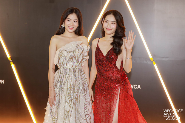 Với nhiều fan sắc đẹp, việc hai chị em sinh đôi dám đứng dậy sau vấp ngã và dũng cảm để thi một cuộc thi nhan sắc mới là điều đáng ghi nhận