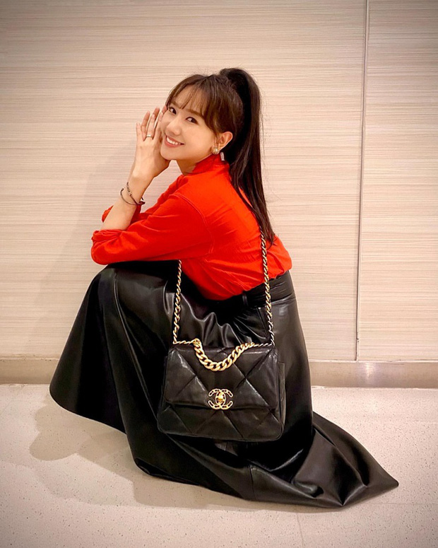 Hari Won có nhiều túi xách hàng hiệu giá trị mỗi chiếc hơn trăm triệu