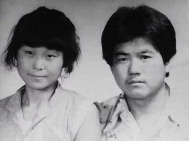 Tiểu thư lấy chàng nhặt đồng nát, số vượng phu giúp chồng thành tỷ phú nhờ bán đậu phụ - 1