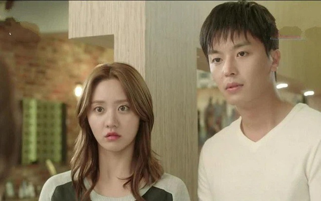 Thậm chí bác ấy còn nghi ngờ tôi dấm dúi cho bố mẹ đẻ nhiều hơn số tiền đã công khai. (Ảnh minh họa)