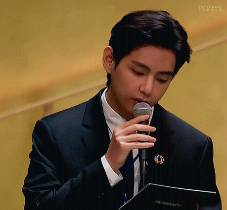 V hy vọng tất cả không đánh mất niềm tin vào tương lai