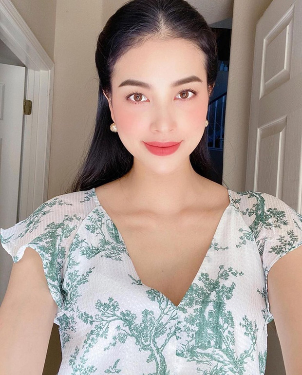 Sau 3 năm sang Mỹ, Phạm Hương nay có cuộc sống viên mãn bên 2 con trai và chồng đại gia