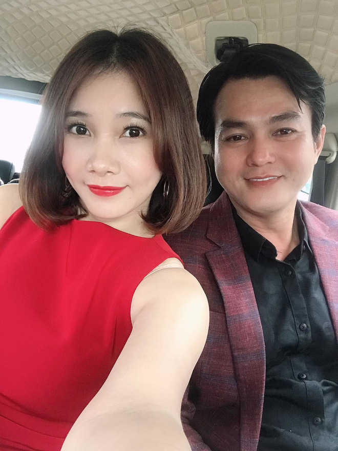 Bà xã luôn kề cạnh cùng Cao Minh Đạt trong nhiều năm qua