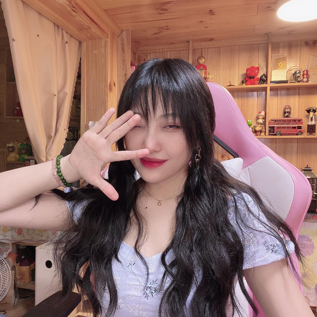 Rất nhiều sao Việt đã khỏi bệnh sau thời gian nghỉ ngơi và thực hiện đúng chỉ dẫn của cơ quan y tế tại nhà, chính vì thế người hâm mộ cũng mong Lương Minh Trang sớm hồi phục