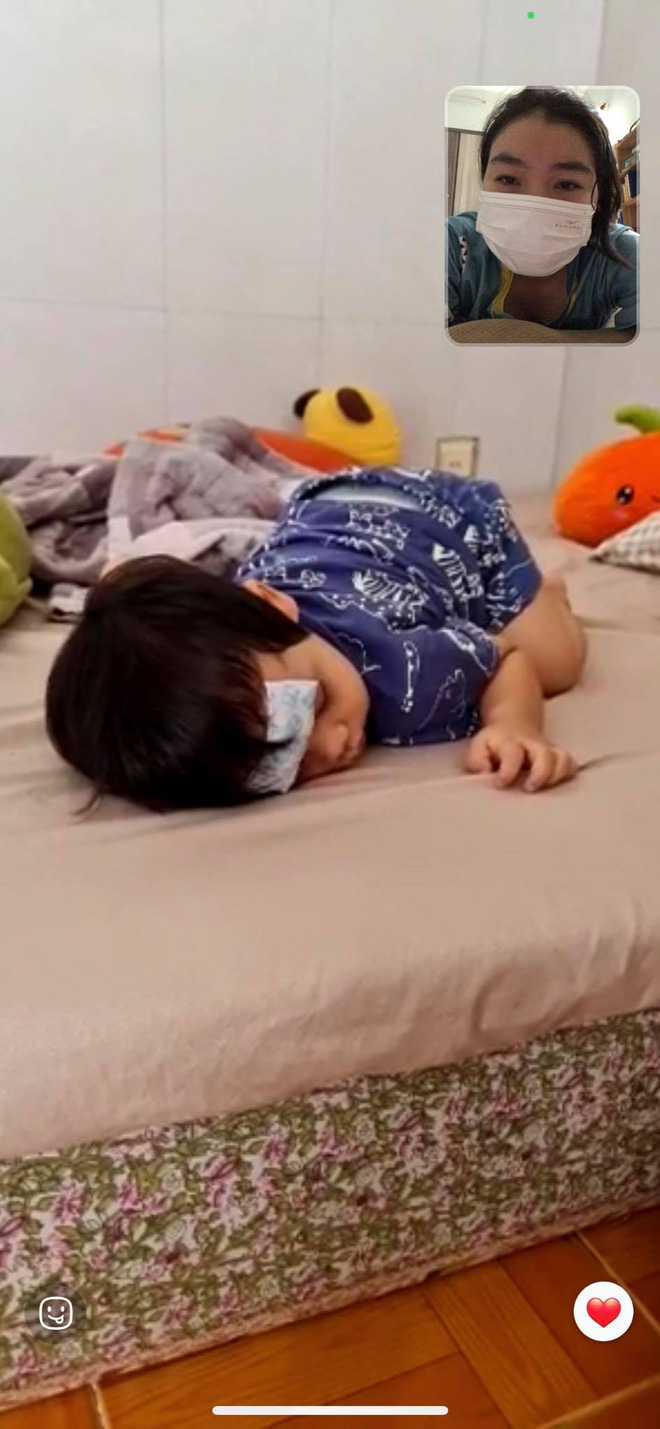 Trong đêm khó thở, sợ 