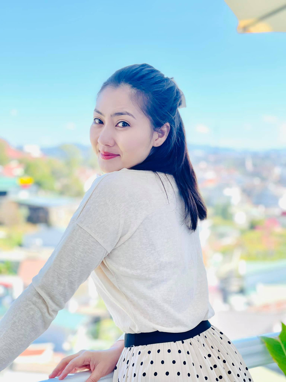 Sau khi đổ vỡ hôn nhân, Ngọc Lan quyết định tạm gác chuyện yêu đương để tập trung cho công việc và lo cho con trai.