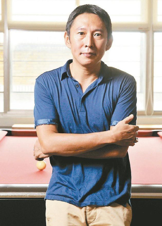 Một vài hình ảnh của Nữu Thừa Trạch - kẻ chuẩn bị ngồi tù 4 năm vì tội dâm ô