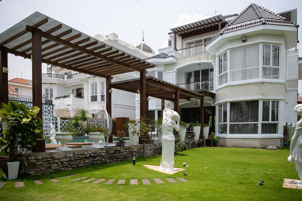 Toàn bộ căn villa này sẽ được đập bỏ, nhiều người cho rằng Đoàn Di Băng 