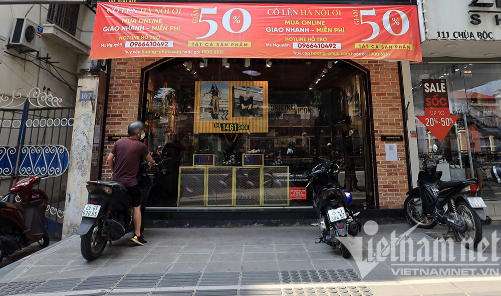 Cửa hàng này mở bán online, miễn phí vận chuyển cho khách hàng với khẩu hiệu 