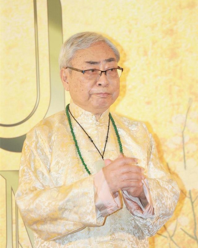 Tỷ phú 2 đời vợ và 1.000 tình nhân, U80 vẫn cặp kè amp;#34;chân dàiamp;#34;, ê chề lúc cuối đời - 1