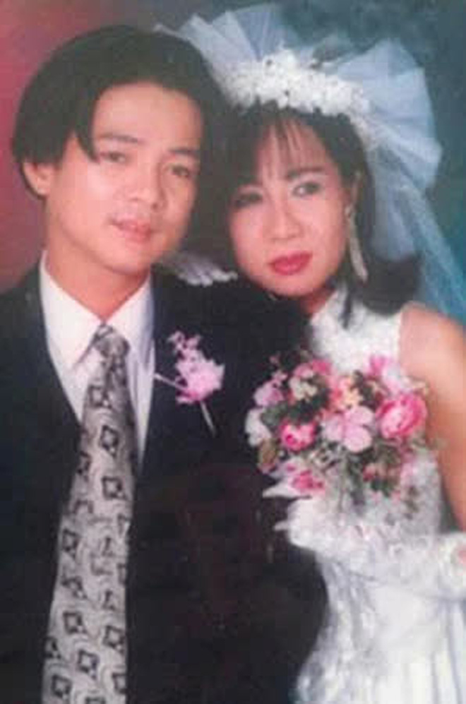 Trải qua 30 năm chung sống, cặp đôi không ít lần gặp sóng gió. Tuy nhiên theo chia sẻ, Vũ Hà cho biết cả hai đều cùng nhau vượt qua, san sẻ mọi khó khăn