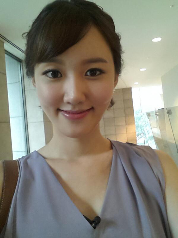 Ảnh quá khứ ngược sáng, chất lượng thấp vẫn phô diễn được visual đỉnh của cựu MC