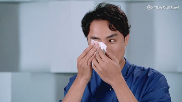 Minh Đạo đau khổ trước sự ra đi của gia đình anh trai