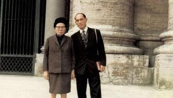 Tỷ phú ngoại tình cầu xin vợ cho amp;#34;tiểu tamamp;#34; vào nhà, vợ đưa điều kiện vô cùng cao tay - 3