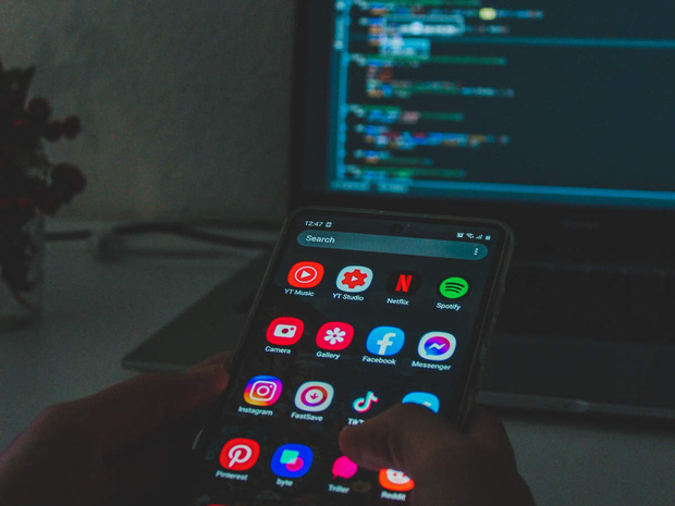 Ứng dụng theo dõi chủ yếu 