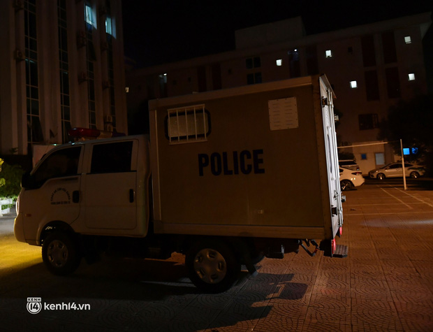 4h20, chiếc xe chở bị can Trần Văn Hiếu đã di chuyển quãng đường hơn 300km từ Lào Cai về tới trụ sở Công an tỉnh Bắc Giang