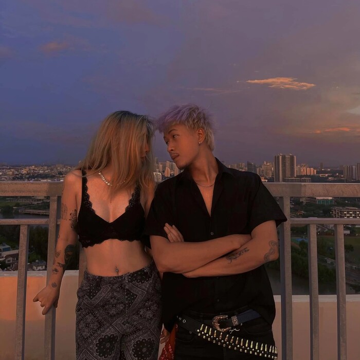 Du Uyên và bạn trai.