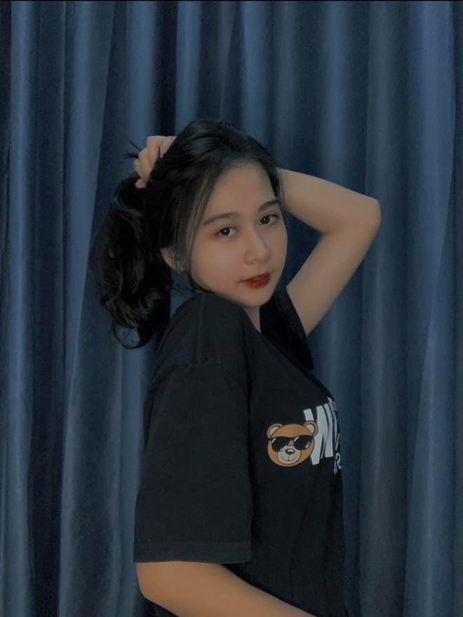 Thông tin về bồ mới Hoài Lâm được cư dân mạng quan tâm