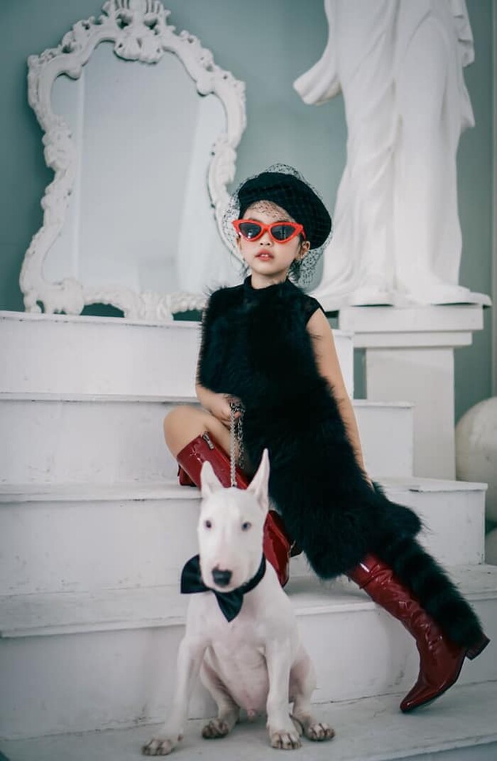 Nana có rất nhiều giày cao gót.