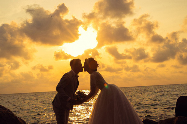 Lùm xùm cuộc hôn nhân của Đặng Thu Thảo với chồng cũ đang thu hút quan tâm lớn của cư dân mạng