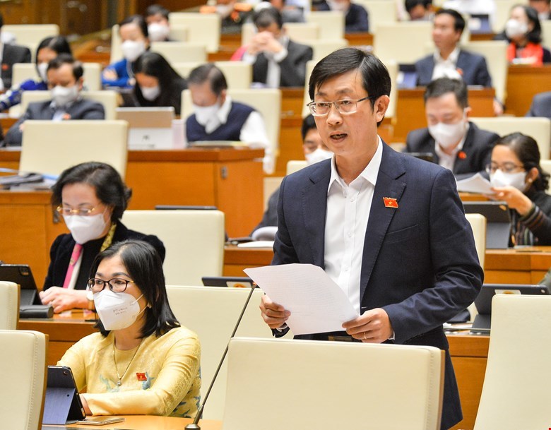 Đại biểu Nguyễn Hữu Thông. Ảnh: Quốc hội