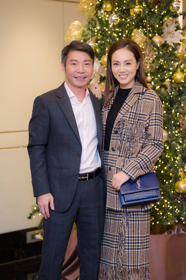 NS Công Lý và bà xã kém 15 tuổi kết hôn vào tháng 1/2021 sau nhiều năm tìm hiểu