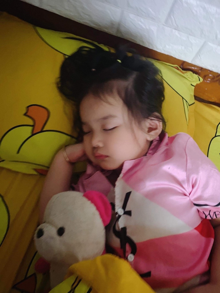 Linh Lan chưa nghĩ đến việc đi thêm bước nữa, cô hạnh phúc với cuộc sống hiện tại.