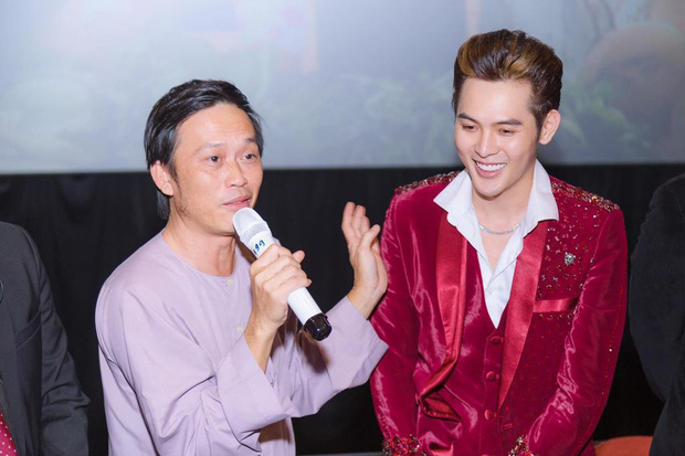 Võ Đăng Khoa là một trong những diễn viên hài trẻ tài năng, anh còn được biết đến là cháu nuôi của NSƯT Hoài Linh