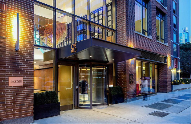 Toà nhà nơi cựu công chúa Nhật và chồng thuê căn hộ để ở