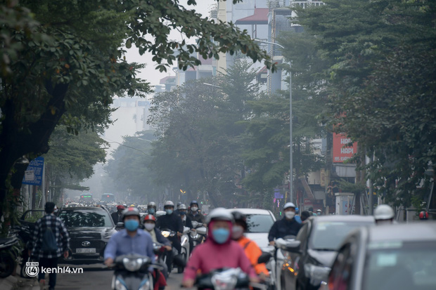 Ảnh ghi nhận tại phố Khâm Thiên (Đống Đa)