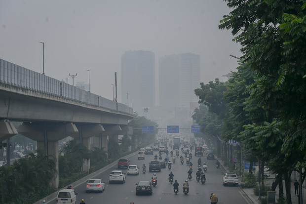 Đường Nguyễn Trãi hướng lên ngã Tư Sở