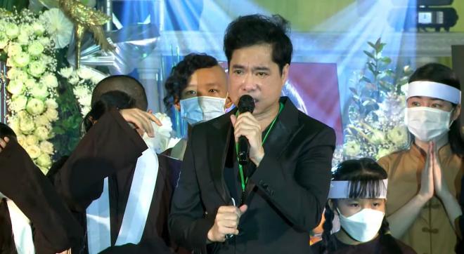 Ngọc Sơn ngỏ ý đại diện bầu Thụy tặng 500 triệu cho 23 con nuôi của Phi Nhung