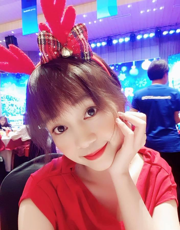 Hạ Mi có vẻ ngoài rất đáng yêu 