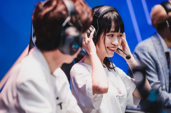 Cô được mệnh danh là ngọc nữ của làng Liên Quân Mobile