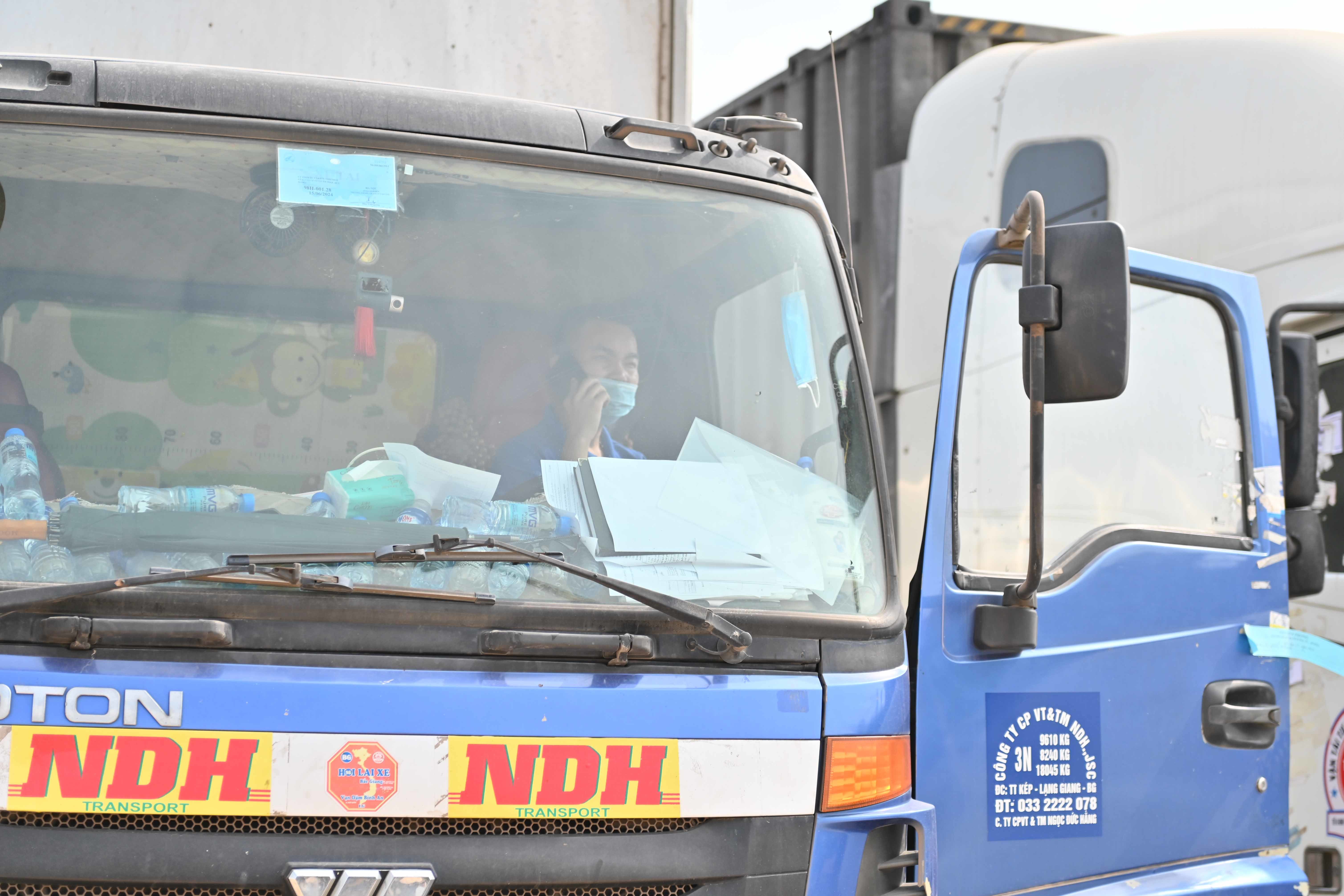 Doanh nghiệp mỗi ngày phải bù lỗ hơn 1 triệu cho chi phí sinh hoạt cho lái xe và bảo quản hàng hoá