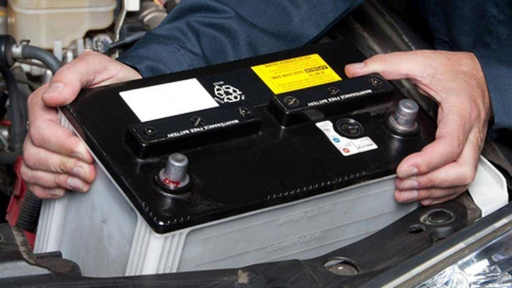 Ắc-quy là bộ phận có thể bị hỏng bất chợt mà không hề báo trước.