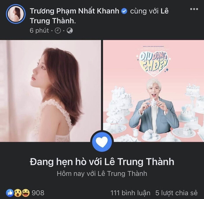 Cả hai đăng chế độ hẹn hò cùng nhau.