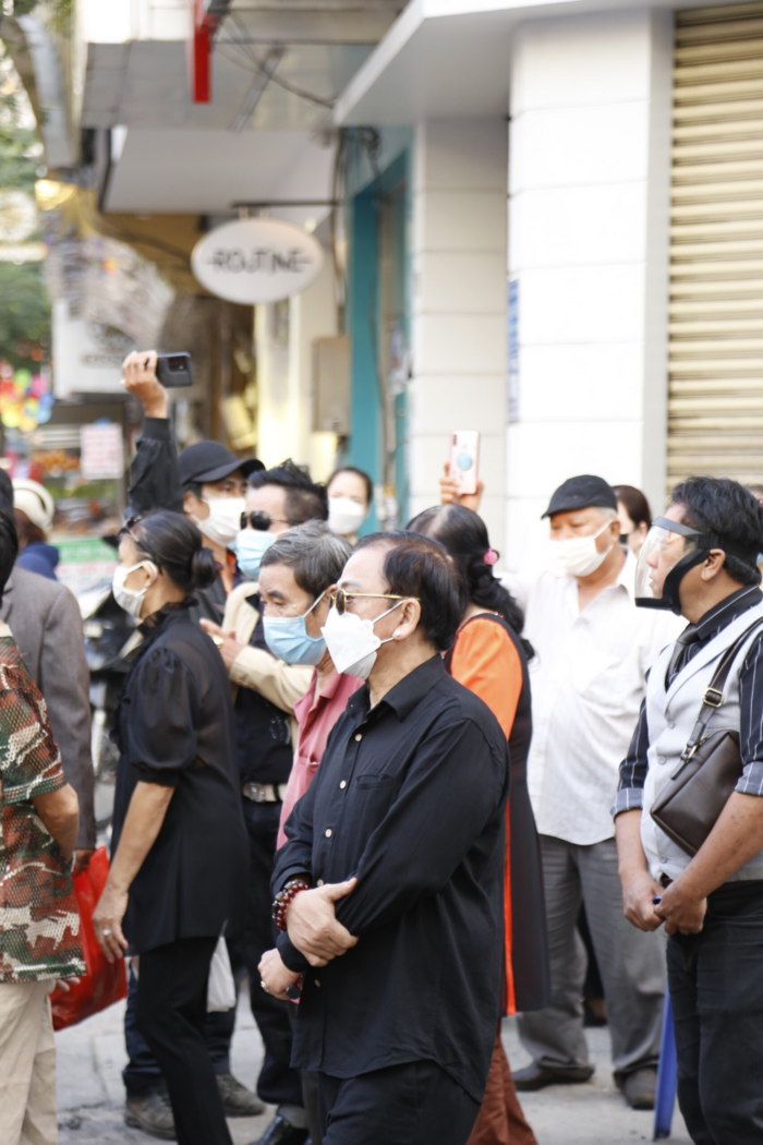 Nghệ sĩ Hồng Tơ