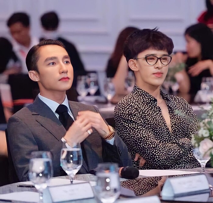 Hiện tượng mạng này từng không ít lần ghép ảnh cùng Sơn Tùng