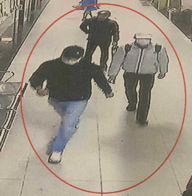 Camera an ninh ghi lại hình ảnh 3 kẻ tình nghi