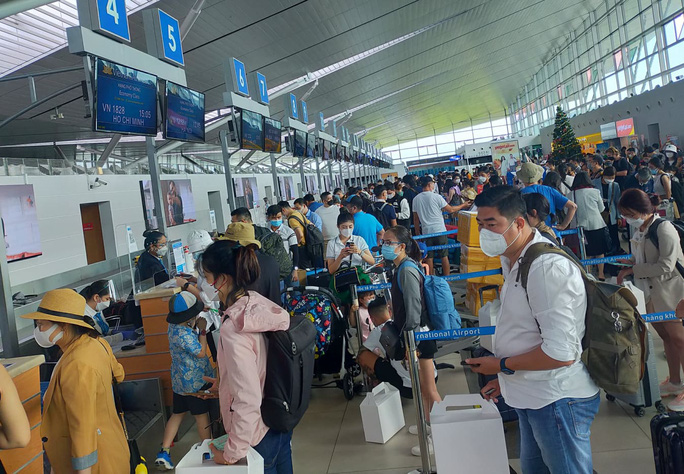 Nhu cầu đi lại bằng đường hàng không dịp Tết đang tăng cao - Ảnh minh họa: Dương Ngọc