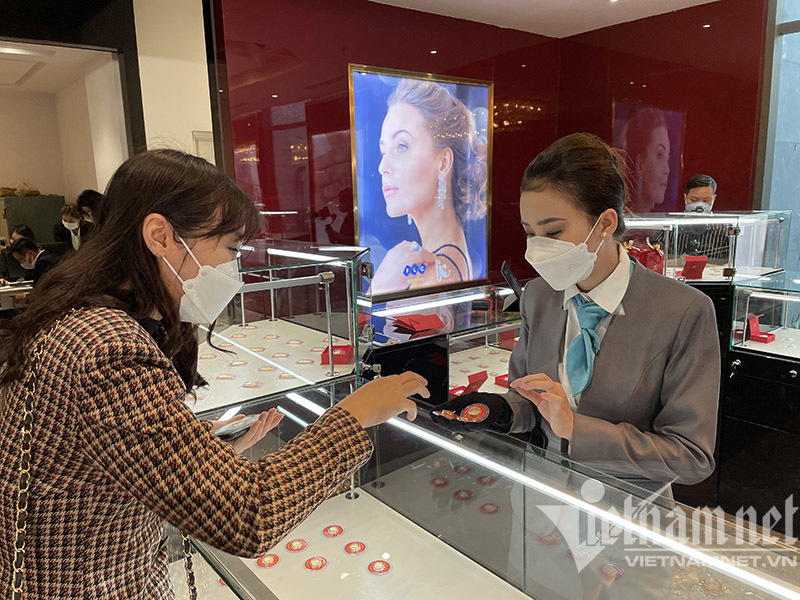 Thị trường vàng trước kỳ nghỉ lễ (Ảnh:Bảo Anh)