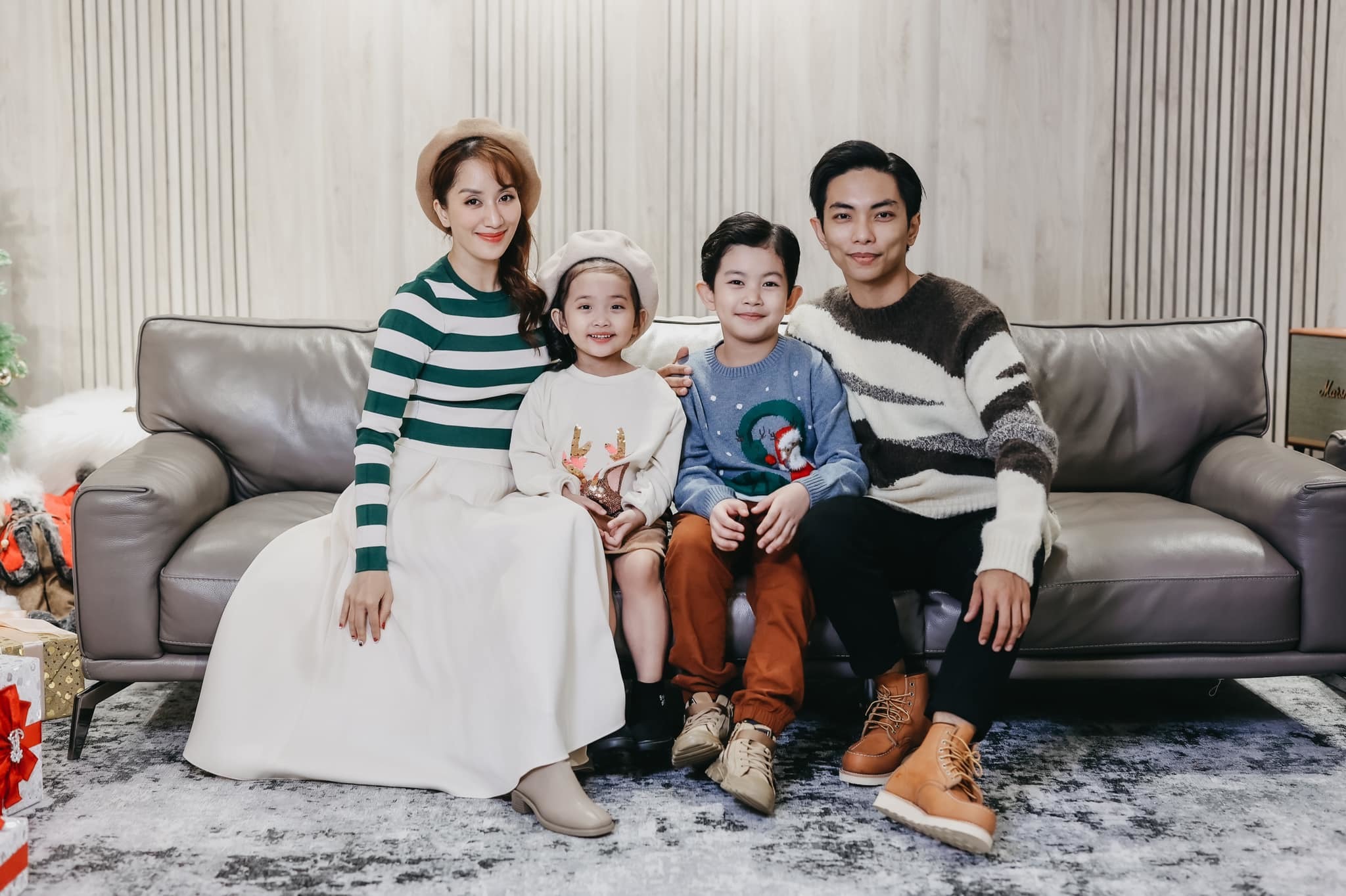 Cặp đôi cũng thường xuyên đăng tải những khoảnh khắc lãng mạn và dành thời gian đi du lịch cùng nhau để “hâm nóng