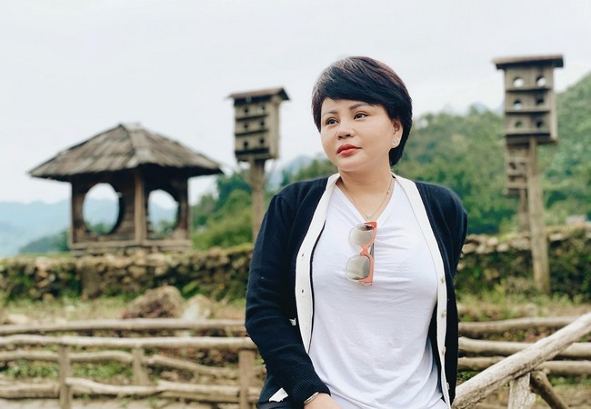 Nữ nghệ sĩ hài lòng cuộc sống độc thân, không đàn ông bên cạnh. 